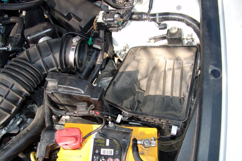 Купить Эмулятор катализатора Honda Accord - Spider CE2, решение проблемы ошибки P0420 (низкая эффективность катализатора). Пример установки